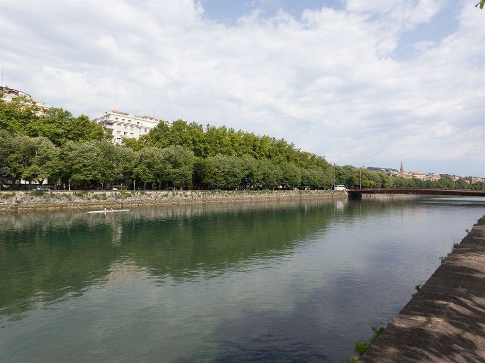 Colectia Hotel Urumea San Sebastian Exterior photo