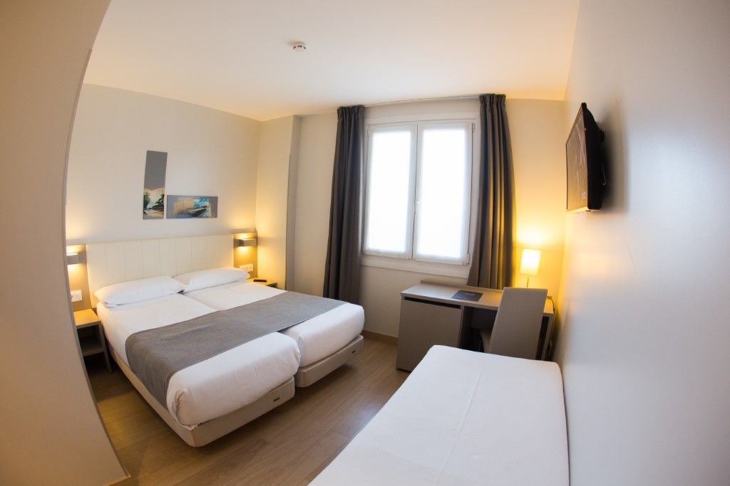 Colectia Hotel Urumea San Sebastian Exterior photo